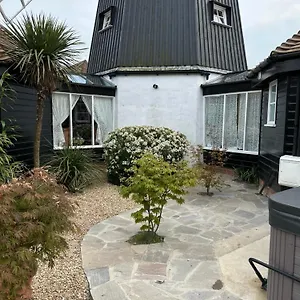  Holiday home The Millers